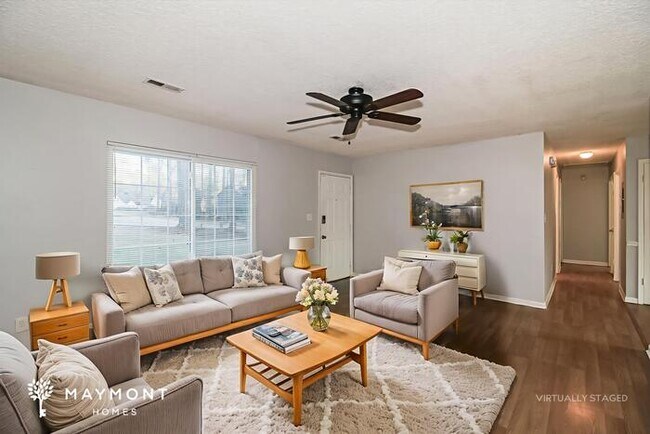 Foto del edificio - 109 Neal Ave