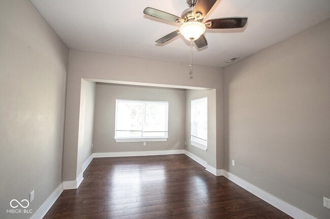 Building Photo - 2029 N College Ave