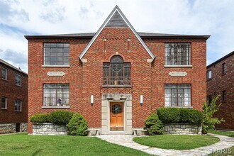 Building Photo - 5859 Nottingham Ave