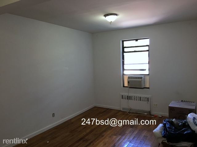 Primary Photo - 813 DeKalb Ave