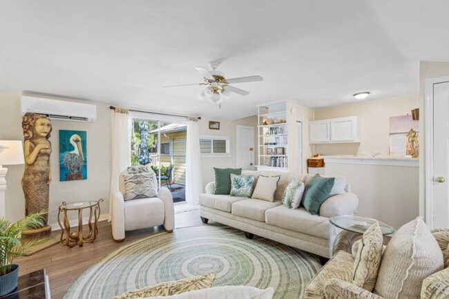 Building Photo - 11520 Council Ln