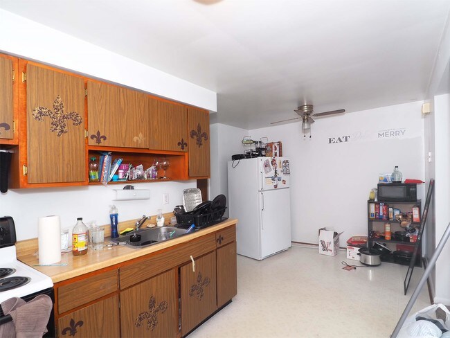 Foto del edificio - 82 Hillsdale Ave