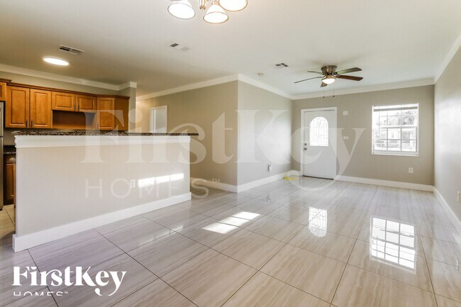 Building Photo - 601 NW 194th St