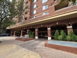 Building Photo - 1276 N Wayne St