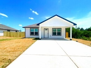 Building Photo - 350 Rd 5105