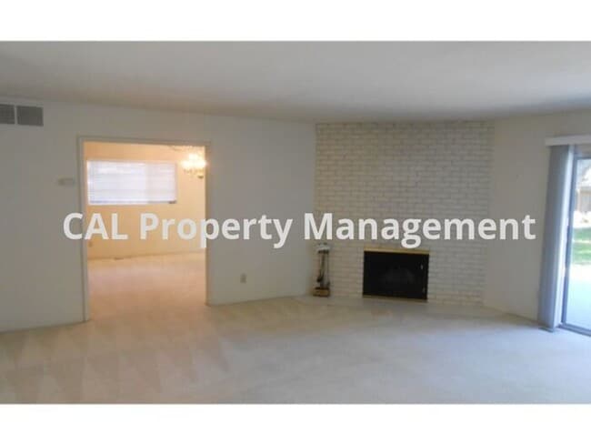 Foto del edificio - COMING SOON a 3-Bedroom Pebble Beach Home!