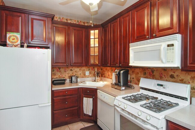Foto del edificio - 322 S Ridgeland Ave