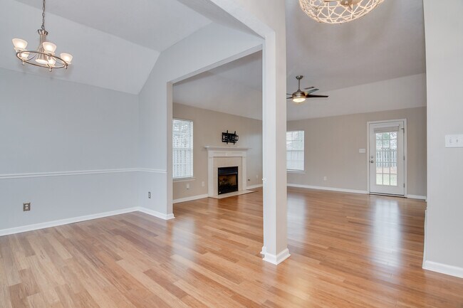 Foto del edificio - 529 St Julian Pl