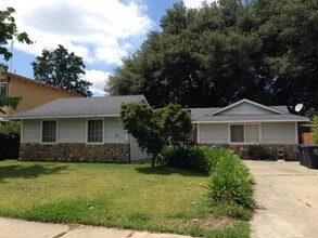 Building Photo - 6021 Viceroy Way