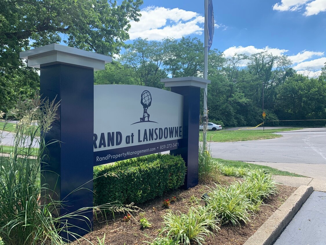 Rand at Lansdowne Apartment and TownHomes Apartments in Lexington