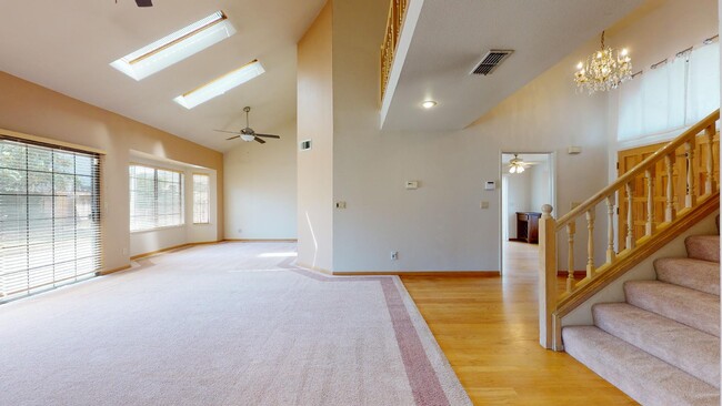 Foto del edificio - 2024 Dorset Ln