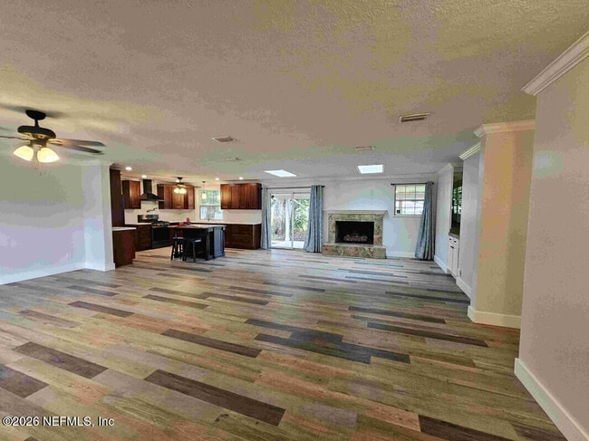 Building Photo - 2 Fairway Rd