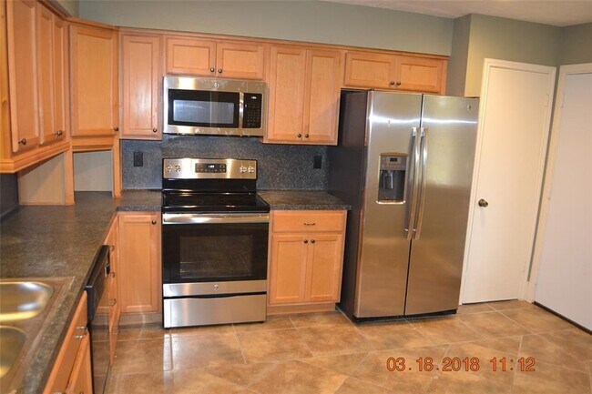 Building Photo - 12023 Woolford Dr