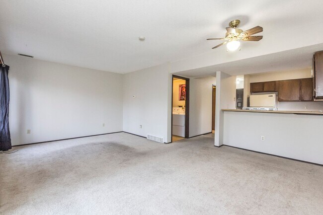 Foto del edificio - Cozy 3 Bedroom 1.5 Bathroom Duplex