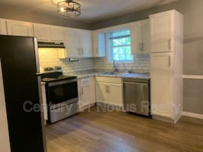 Foto del edificio - 2297 Shady Grove Rd