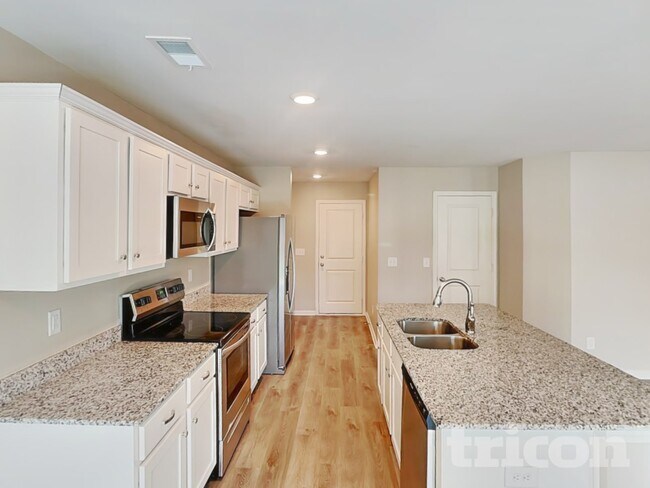 Foto del edificio - 725 Vanguard St