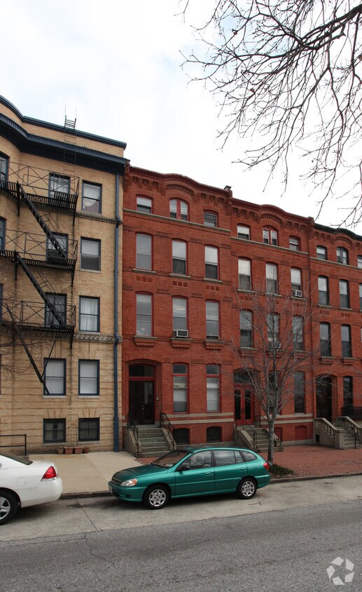 Building Photo - 1623 Park Avenue