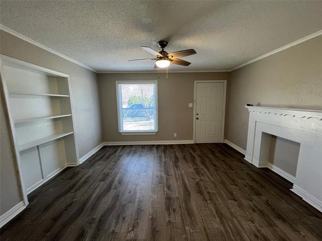 Building Photo - 2423 Lolita Dr