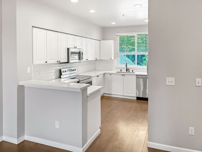 Building Photo - Affordable Bothell Condo