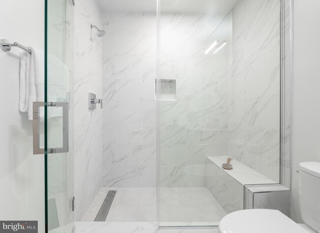 Bathroom (2nd picture) - 1761 P St NW