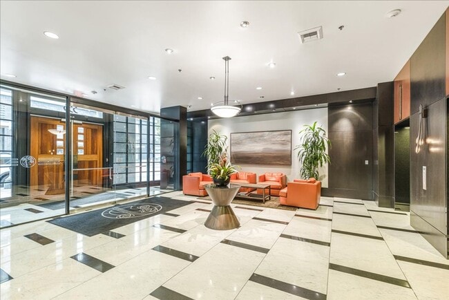 Foto del edificio - Modern Pearl District Condo – 1 Bedroom + ...