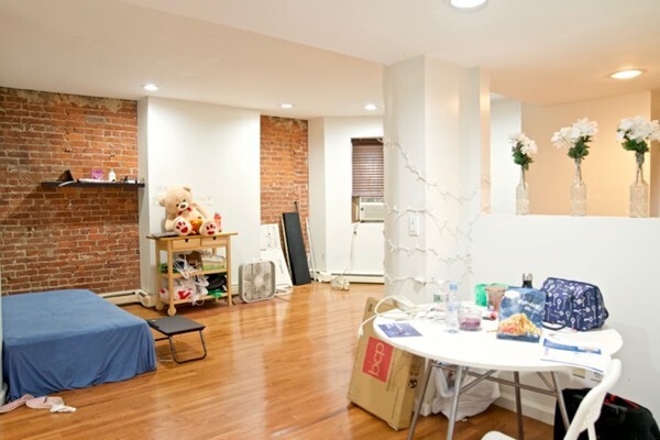 Foto del edificio - 390 Riverway