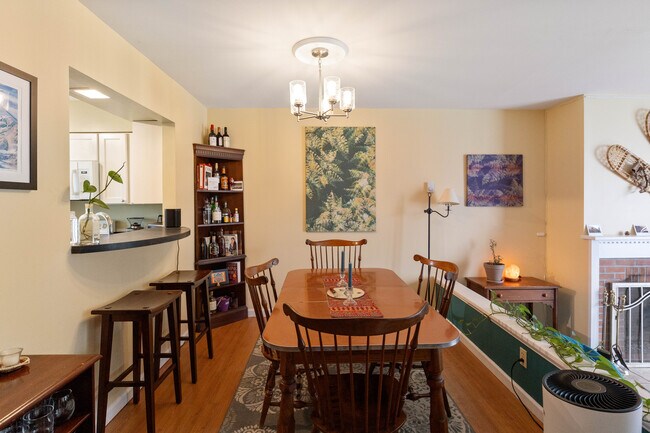 Foto del edificio - 453 Westview Cir