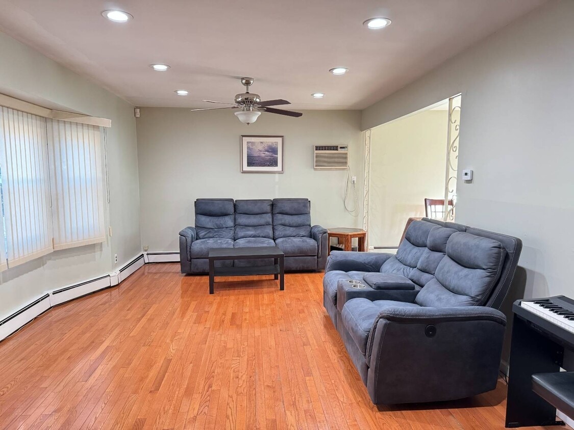 Foto principal - 311 Concord St