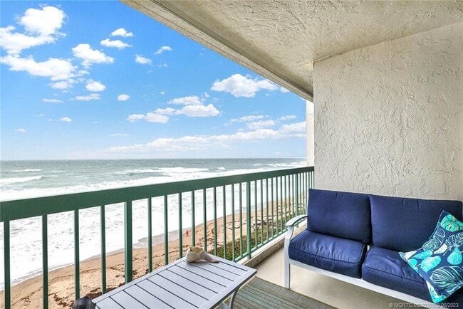 Building Photo - 9900 S Ocean Dr