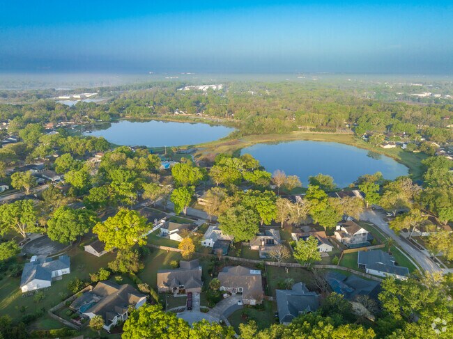 Apopka has beautiful neighborhoods to meet your needs.