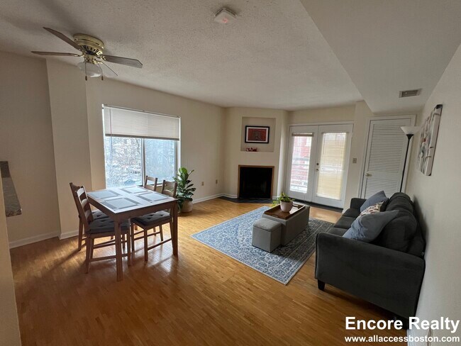 Foto del edificio - 345 Franklin St