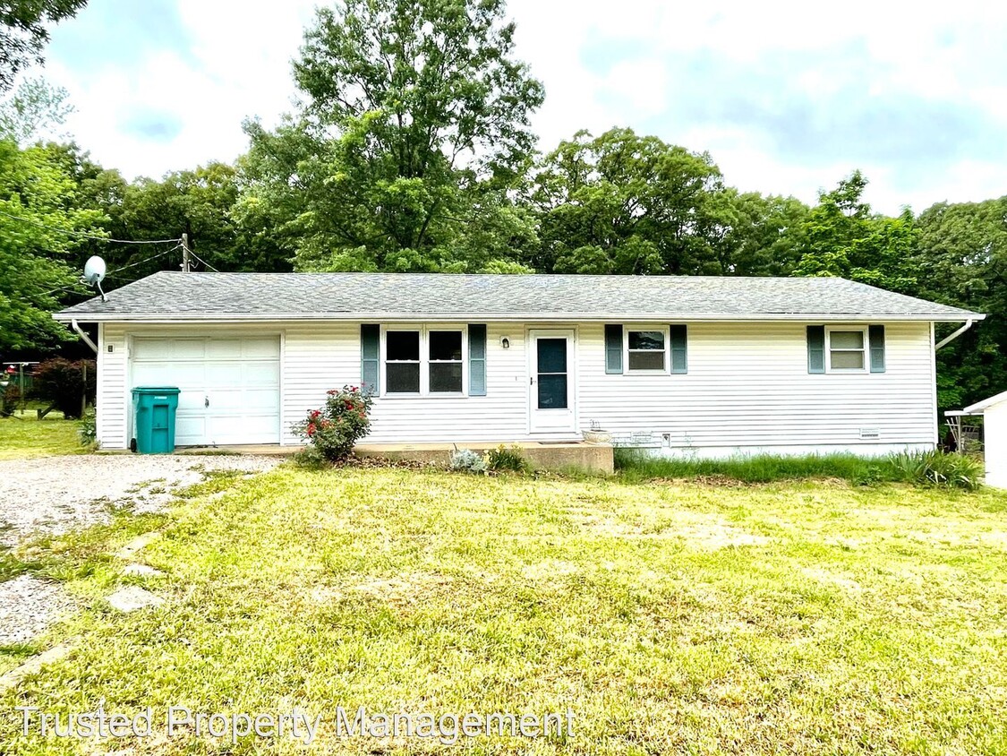 Primary Photo - 3 br, 1 bath House - 4849 Woodland Drive