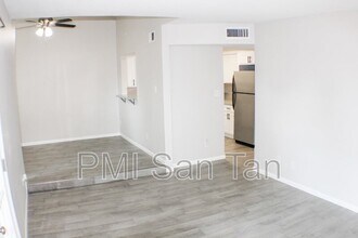 Building Photo - 821 S Casitas Dr