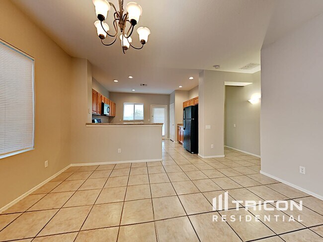 Foto del edificio - 9241 W Berkeley Rd
