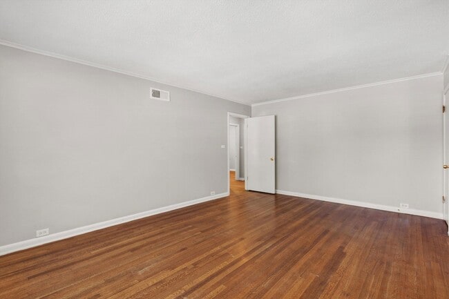Foto del edificio - 5191 Mason Rd