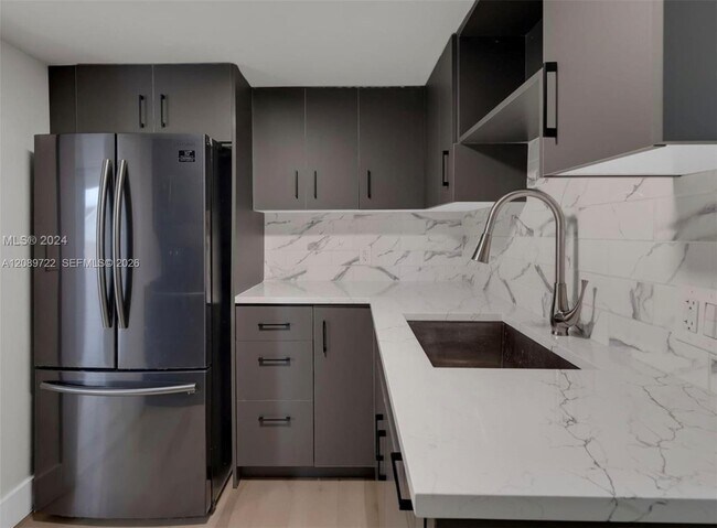 Foto del edificio - 345 NW 44th St