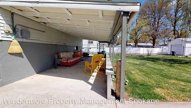 Building Photo - 2 br, 1 bath House - 2323 W. Garland Ave.