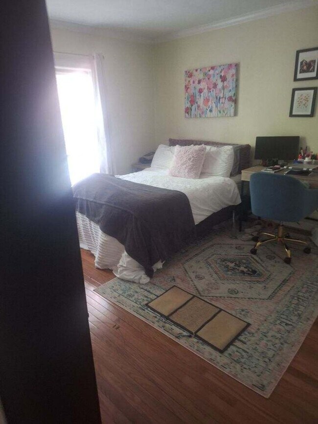 Foto del edificio - Large, newer, pet friendly 3 bed with all ...