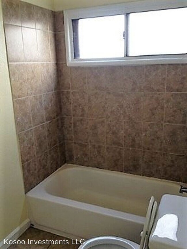 Foto del edificio - 7411 Hoover St