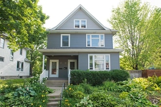 Building Photo - 569 Ottawa Ave