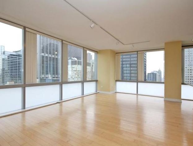 Foto principal - 8 E Randolph St