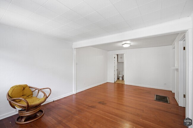 Foto del edificio - 2808 3rd St