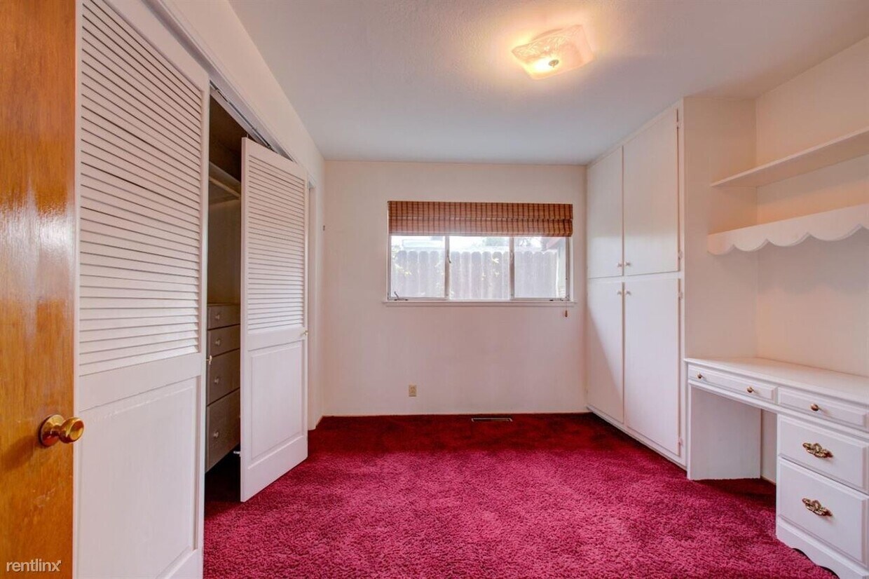 Primary Photo - 3 br, 1 bath House - 1529 Ashwood Dr