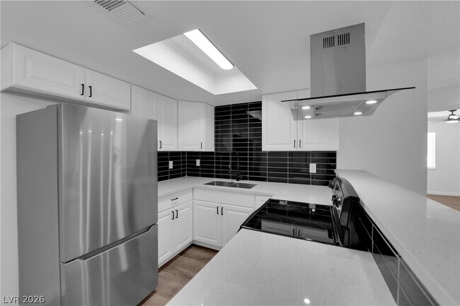 Building Photo - 3432 Aristos Ave