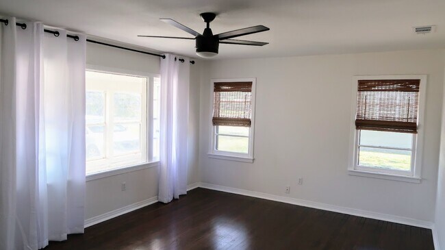 Building Photo - 2614 38th St