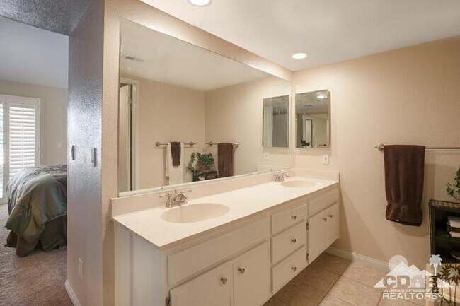 Foto del edificio - 72384 Ridgecrest Ln