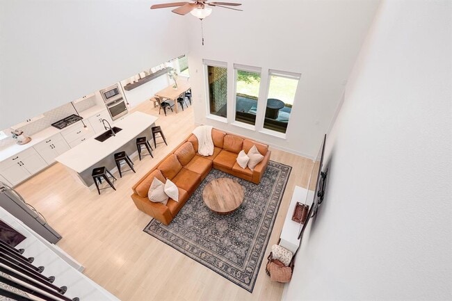 Building Photo - 1113 Wolf Hollow Dr