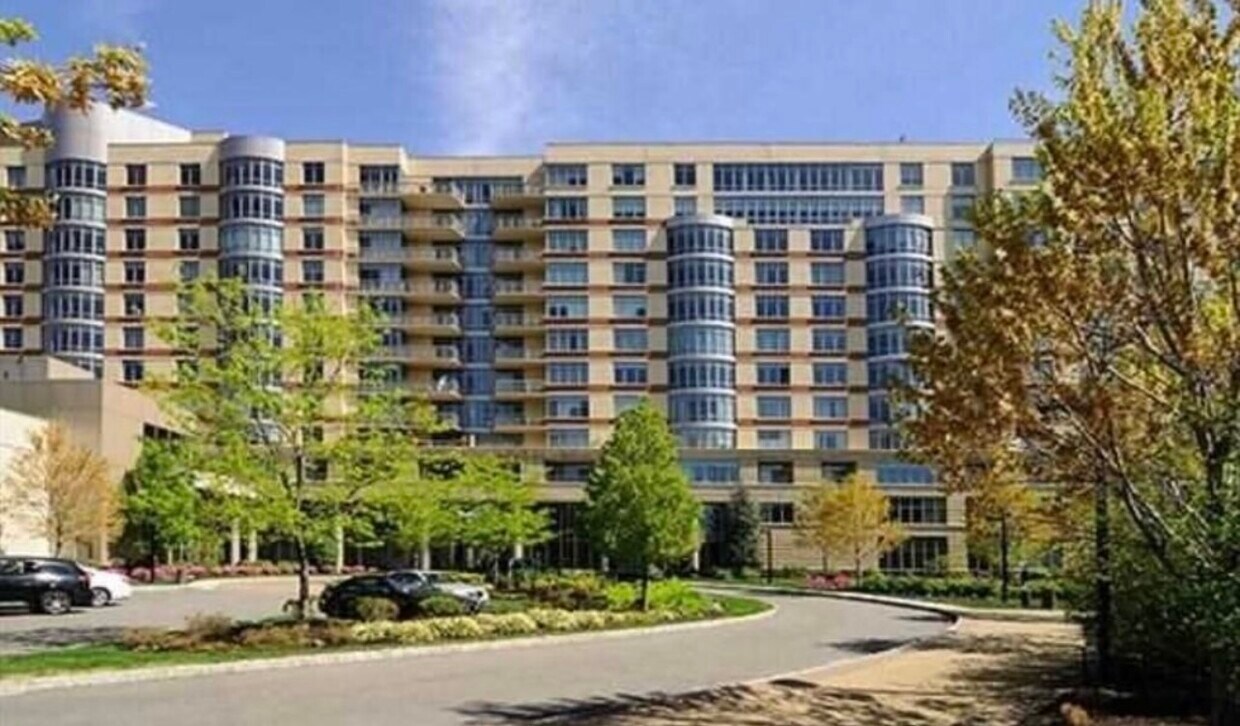 Primary Photo - 8100 River Rd