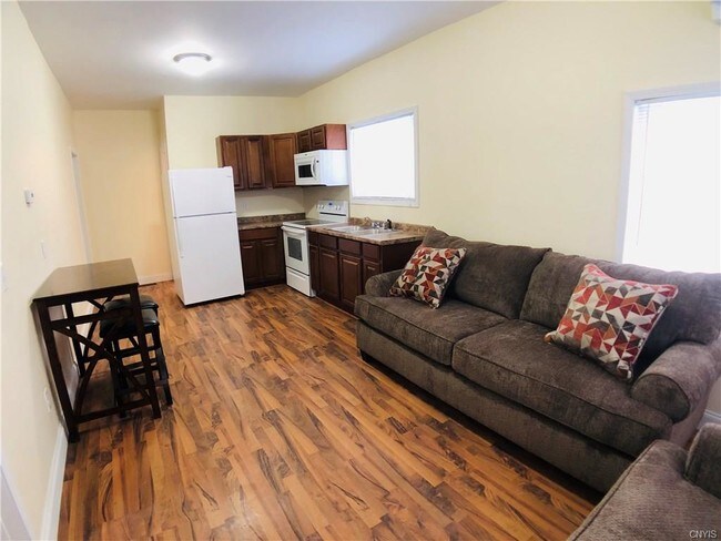 Foto del edificio - 44 Owego St