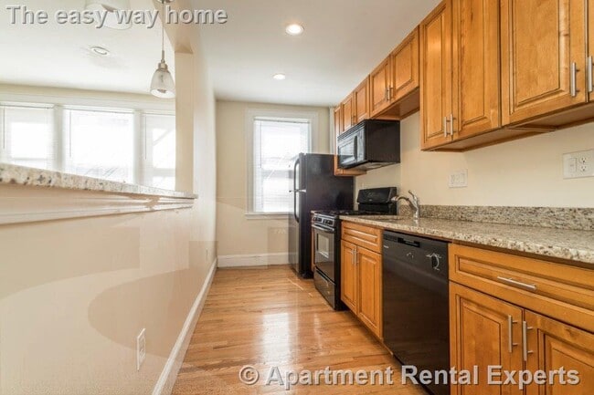 Photo - 136 Highland Ave Apartment